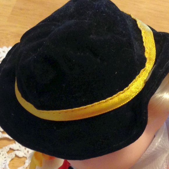 Precious Moments Doll by Samuel Butcher, likely vintage - Picture 9 of 13